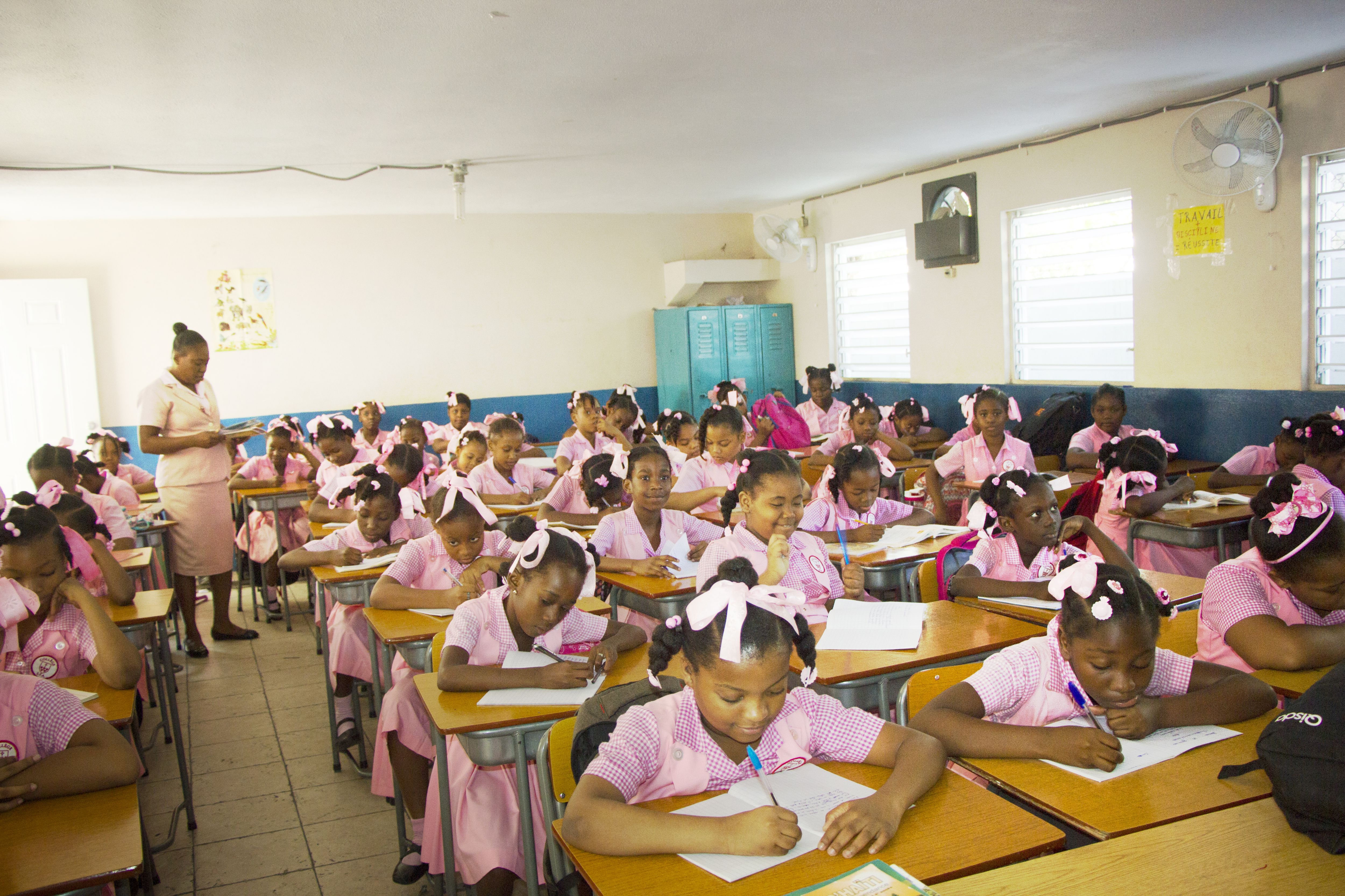 Classe de primaire eleves ecole