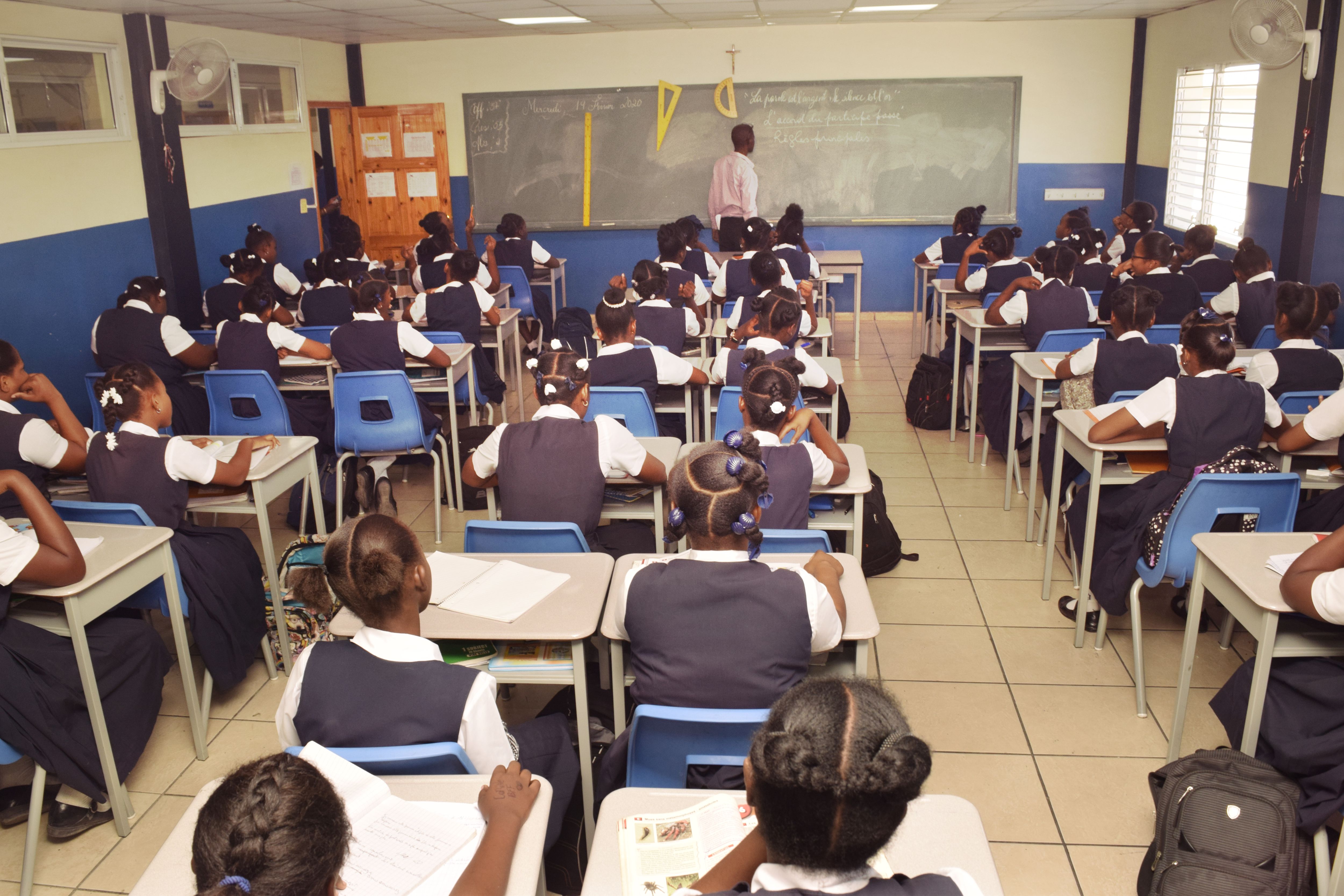 eleves en classe